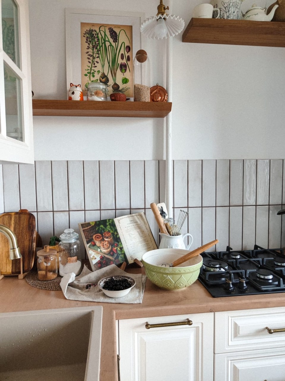 Мечтаете о кухне из Pinterest, но не знаете с чего начать? Пошаговый гид по выбору мебели