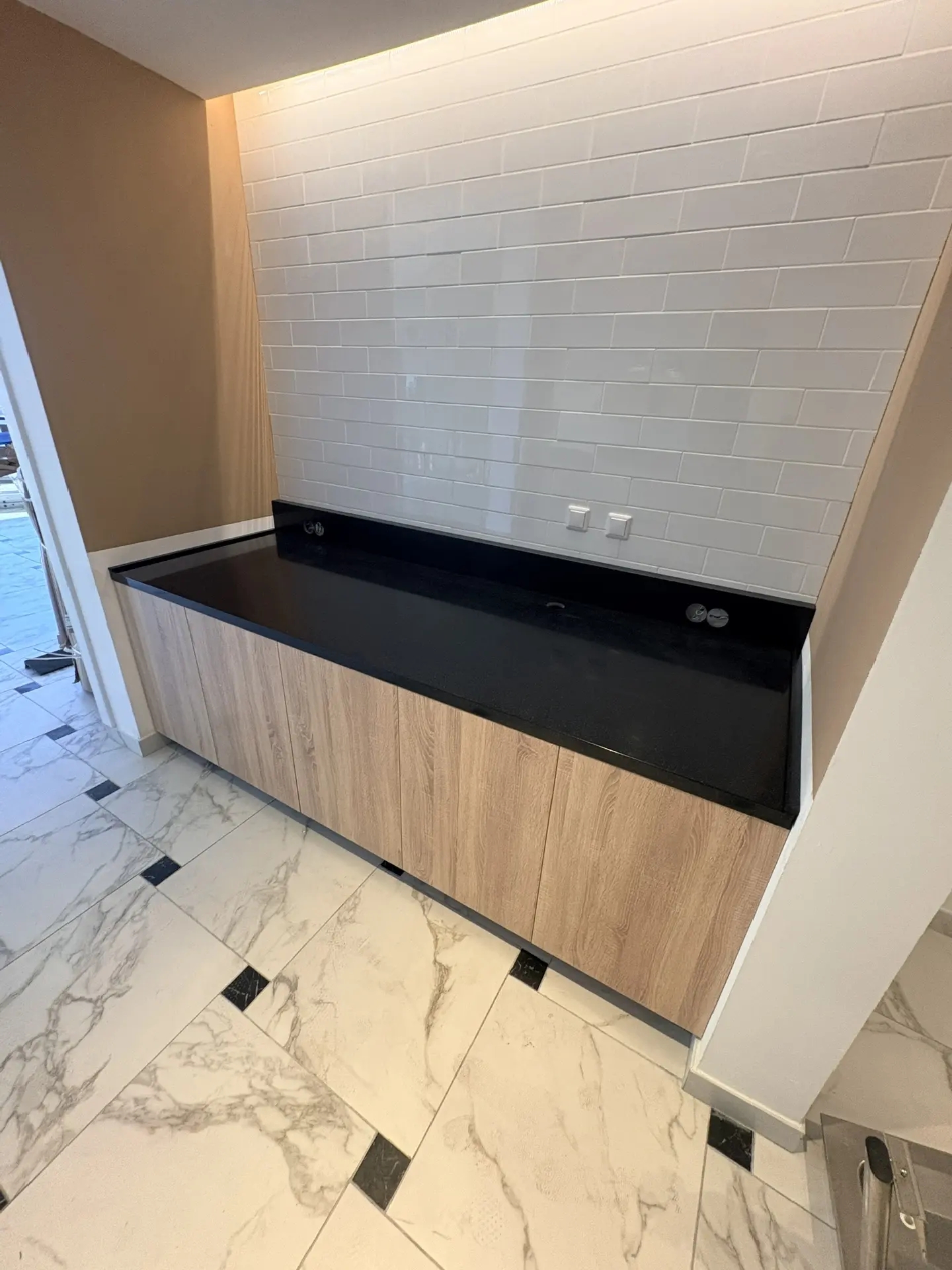 Реконструкция ресторана в Demidov Plaza: две современные кофе-зоны